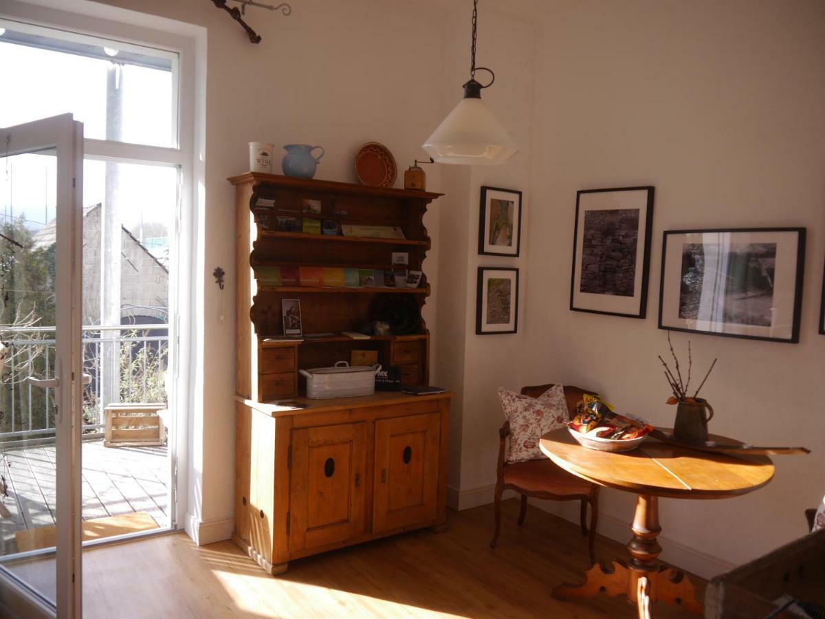 Altes Weingut Weinhaus Rebstock Apartment วินนิงเงน ภายนอก รูปภาพ
