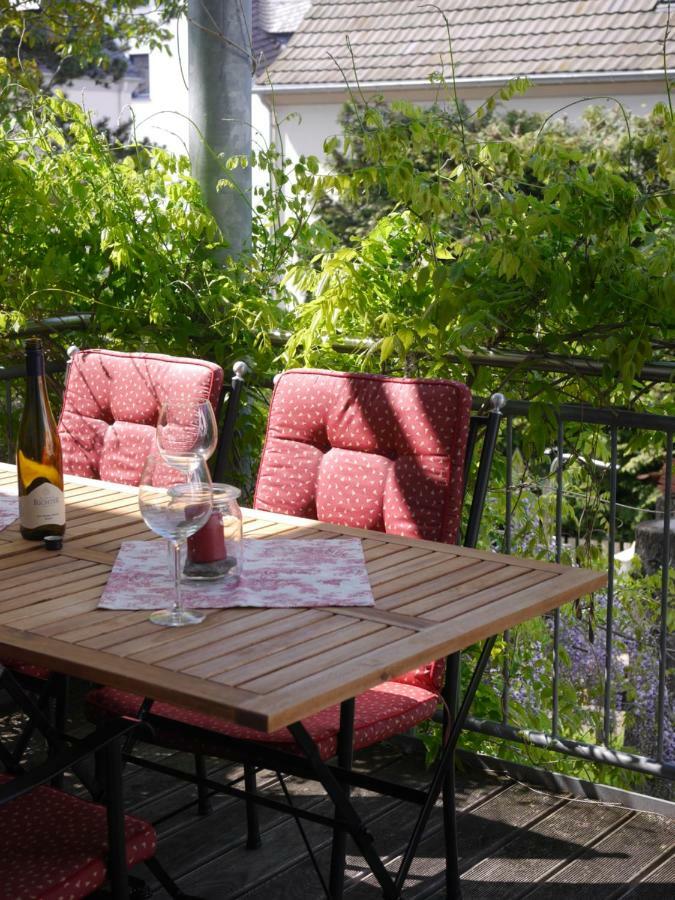 Altes Weingut Weinhaus Rebstock Apartment วินนิงเงน ภายนอก รูปภาพ
